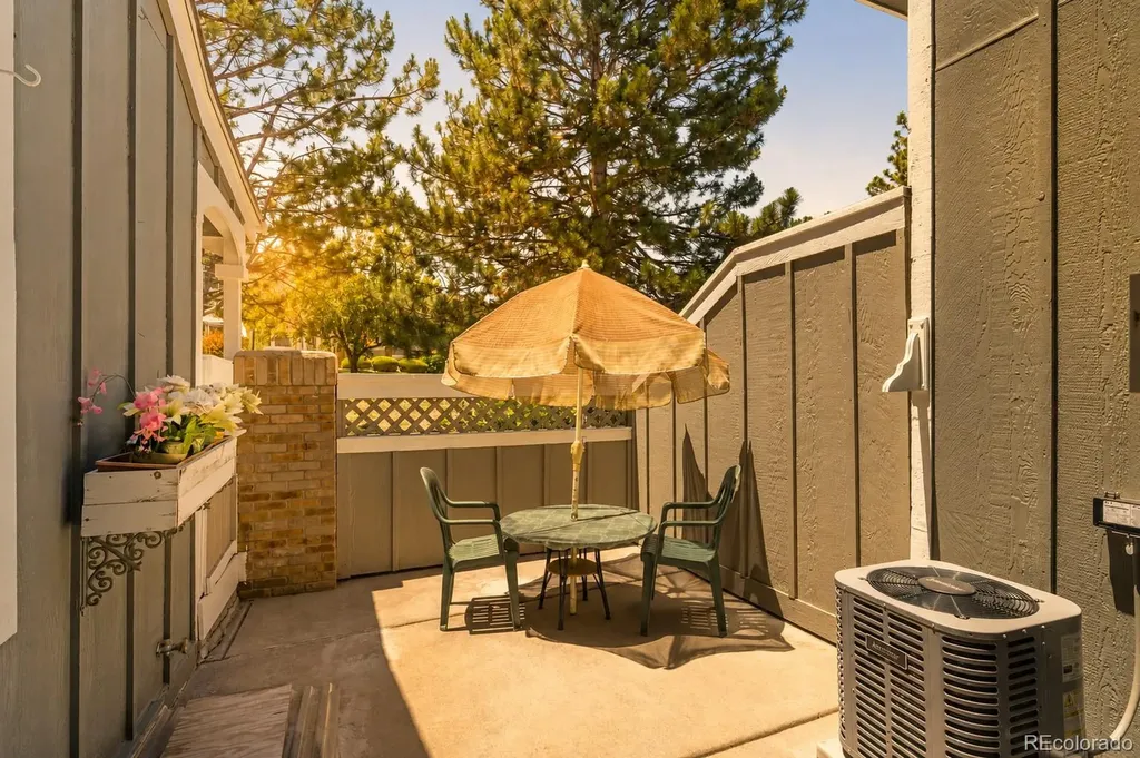 903 S Fairplay Street Aurora CO 80012
