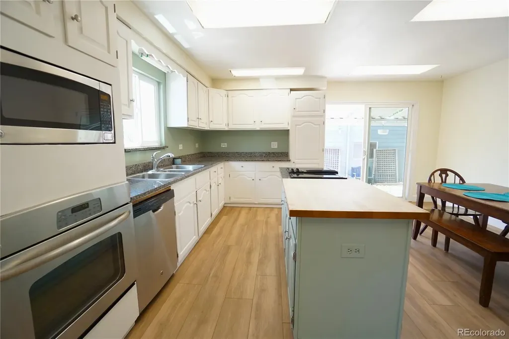 4651 S Washington Street Englewood CO 80113