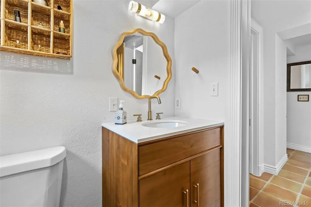 1101 Gaylord Street Denver CO 80206