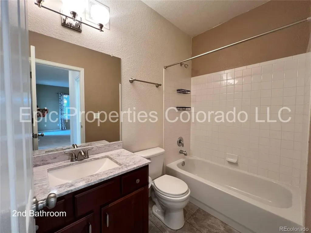 22932 E Ontario Drive Aurora CO 80016