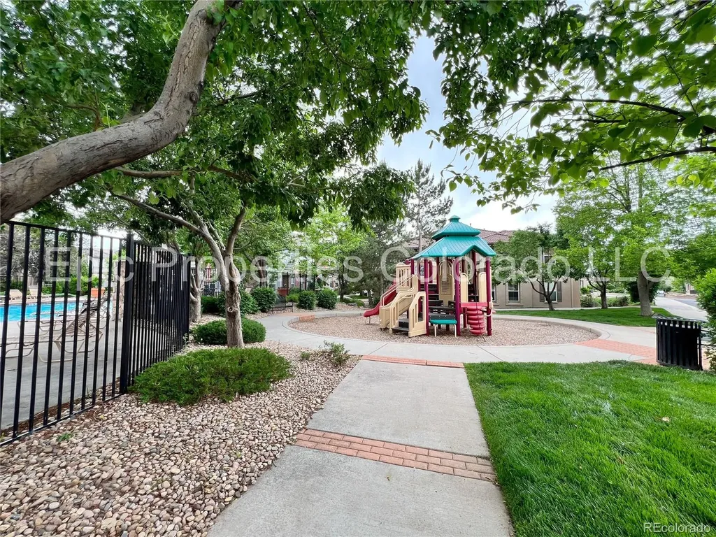 22932 E Ontario Drive Aurora CO 80016