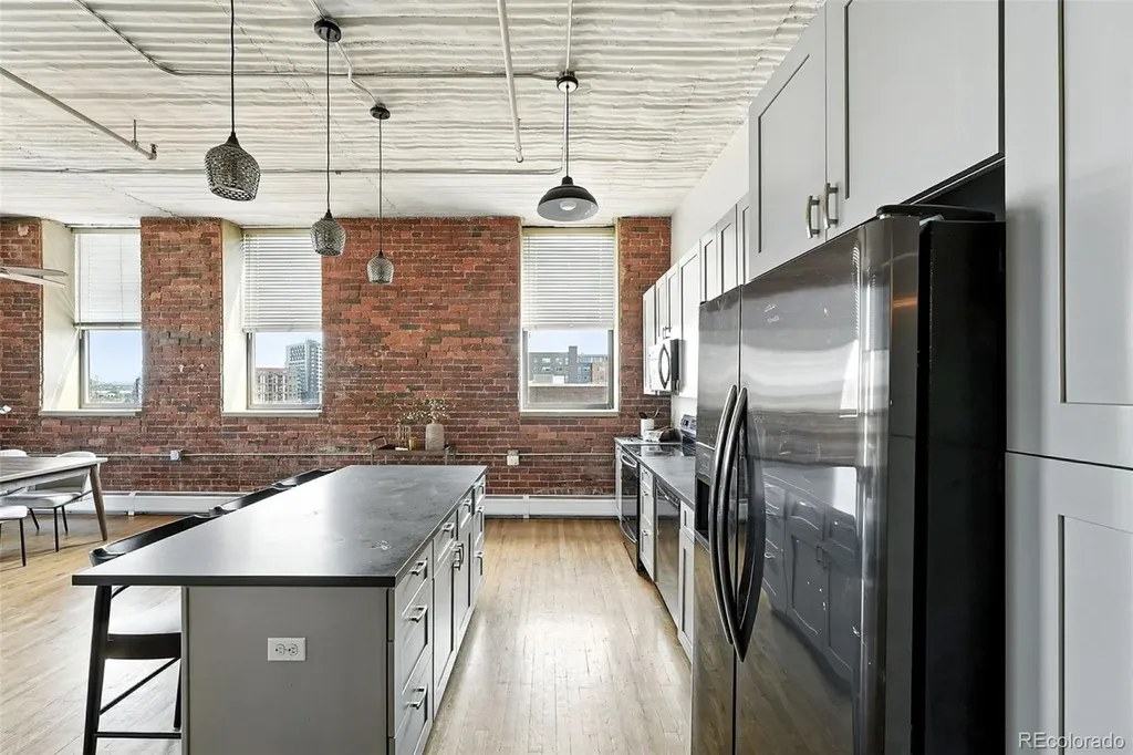 2261 Blake Street Denver CO 80205