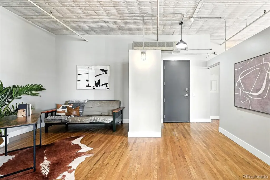 2261 Blake Street Denver CO 80205