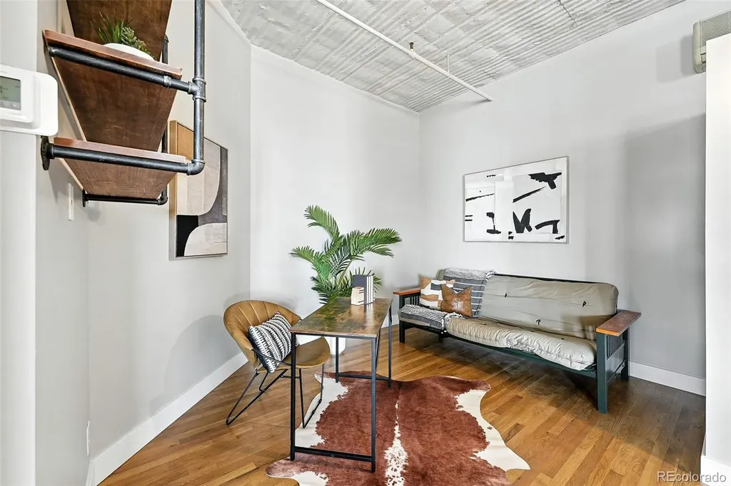 2261 Blake Street Denver CO 80205