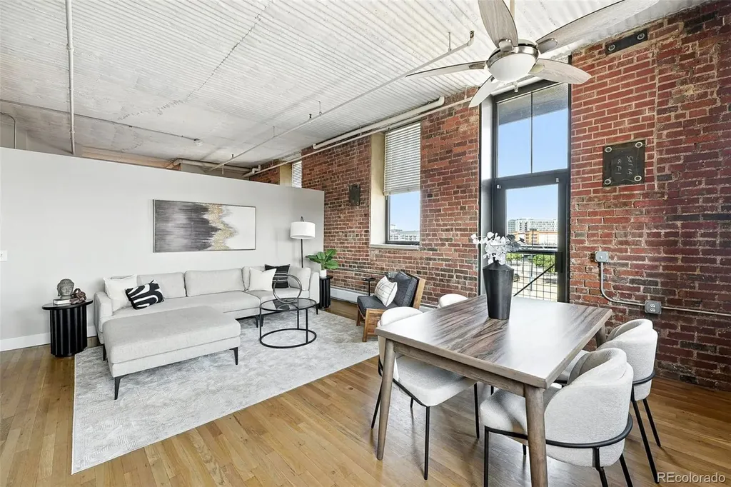 2261 Blake Street Denver CO 80205