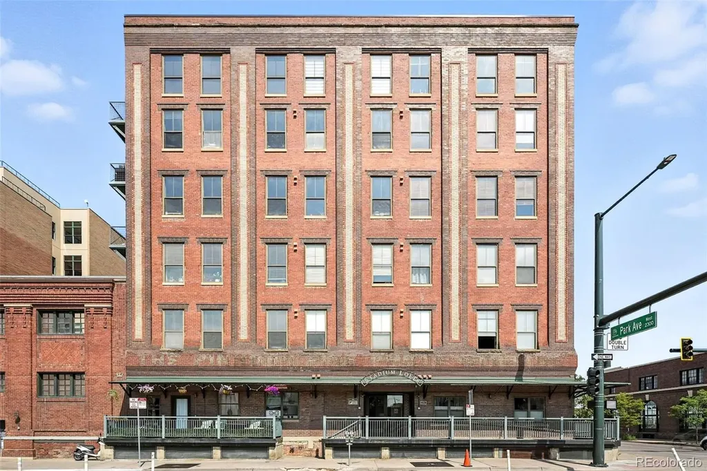 2261 Blake Street Denver CO 80205