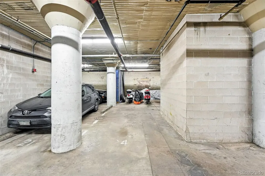 2261 Blake Street Denver CO 80205