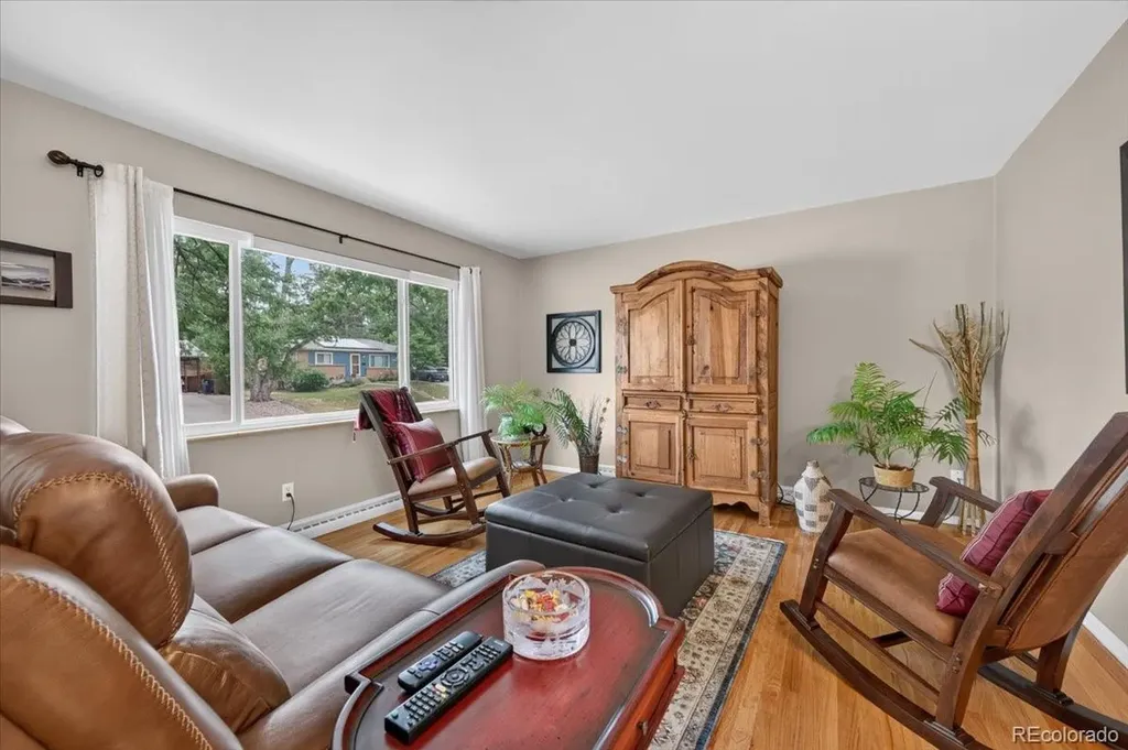 719 S Swadley Street Denver CO 80228
