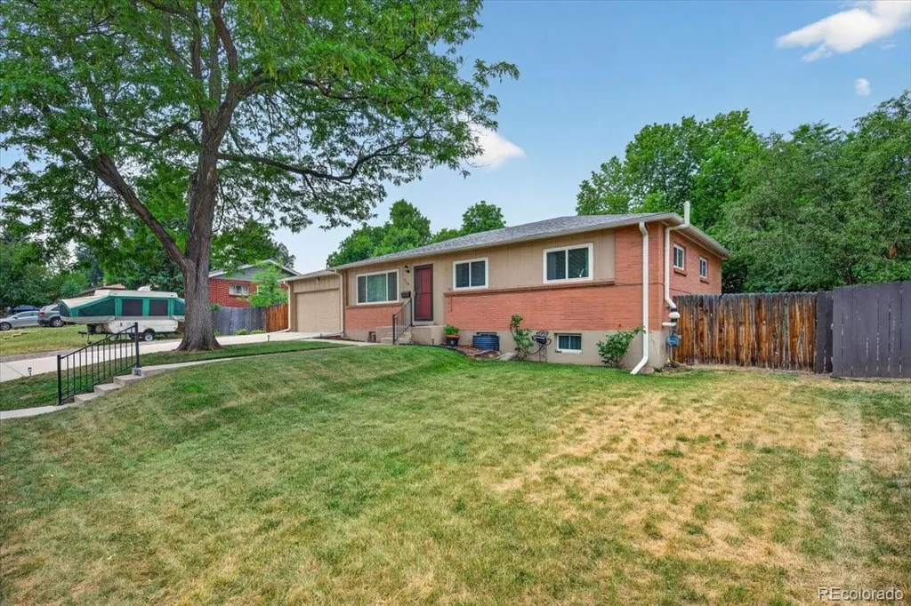 719 S Swadley Street Denver CO 80228