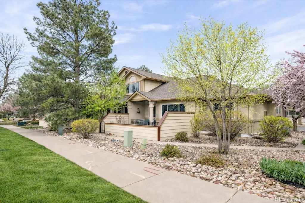 563 Ridgeview Drive Louisville CO 80027