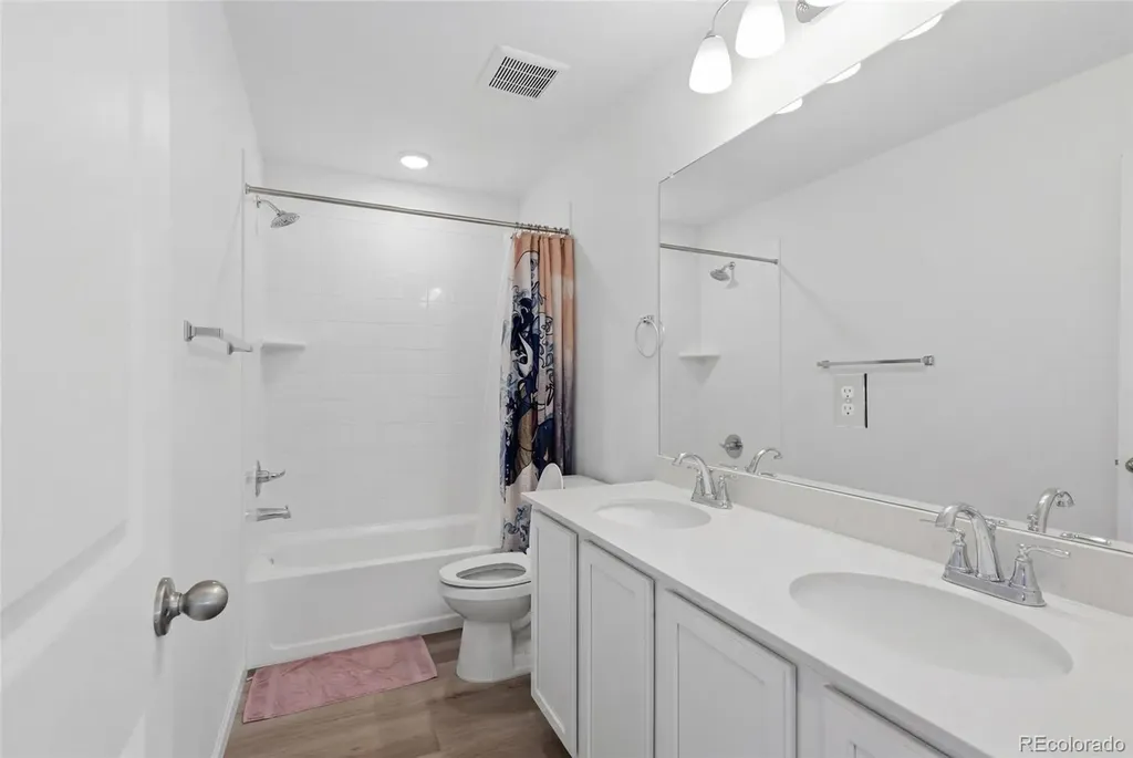 9051 Telluride Court Commerce City CO 80022