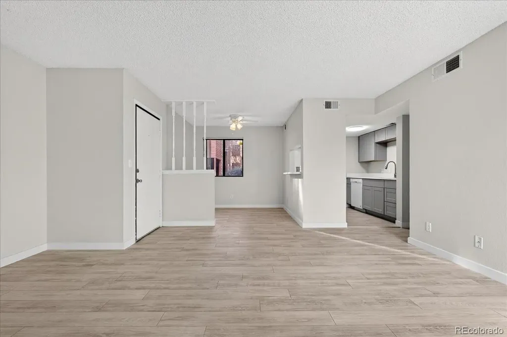 4681 S Decatur Street Englewood CO 80110
