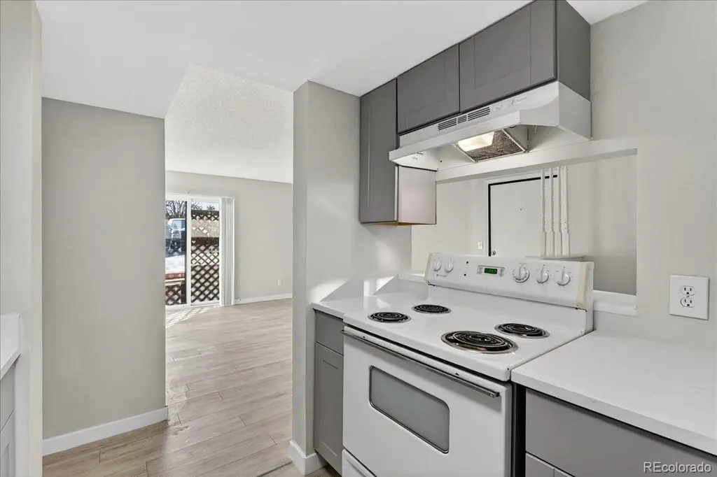 4681 S Decatur Street Englewood CO 80110