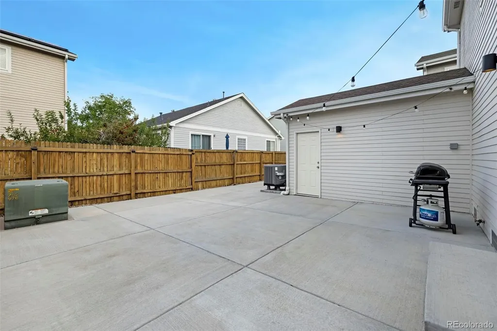 3688 Dexter Court Denver CO 80207
