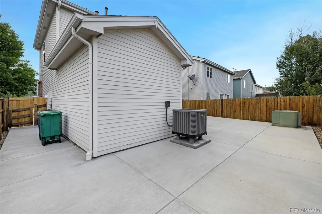 3688 Dexter Court Denver CO 80207