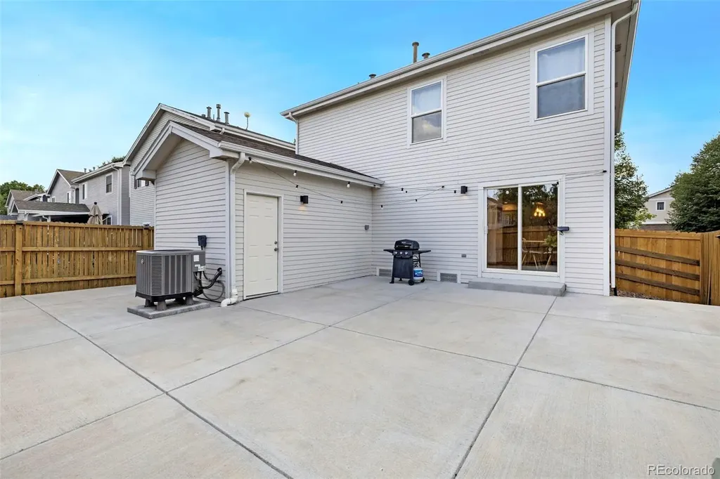 3688 Dexter Court Denver CO 80207