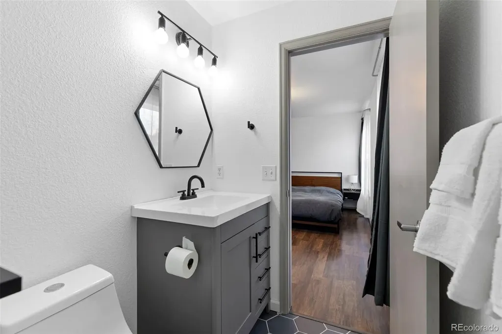 3688 Dexter Court Denver CO 80207
