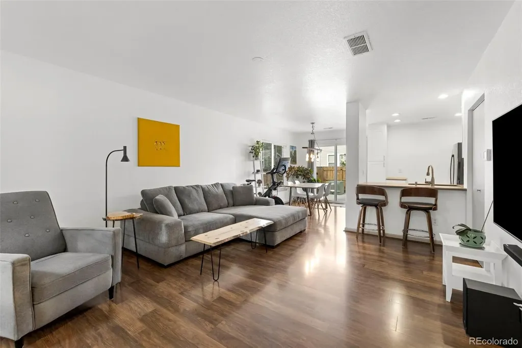 3688 Dexter Court Denver CO 80207