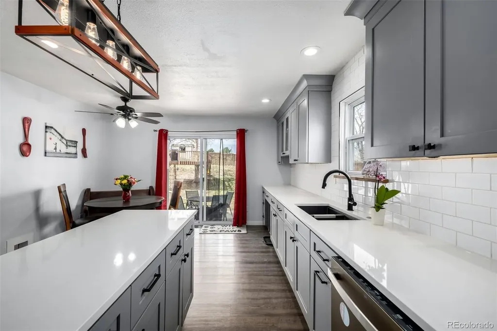 4075 S Hannibal Street Aurora CO 80013