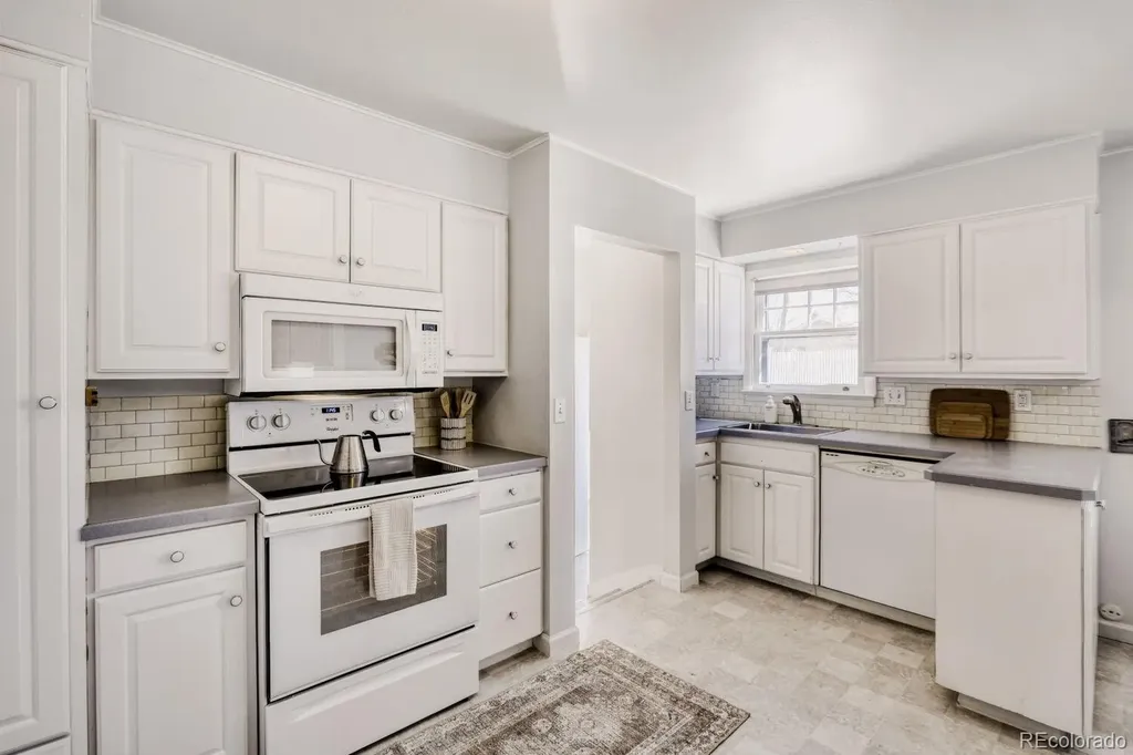 609 E Madison Street Colorado Springs CO 80907
