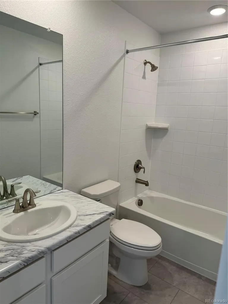 17674 Olive Street Broomfield CO 80023