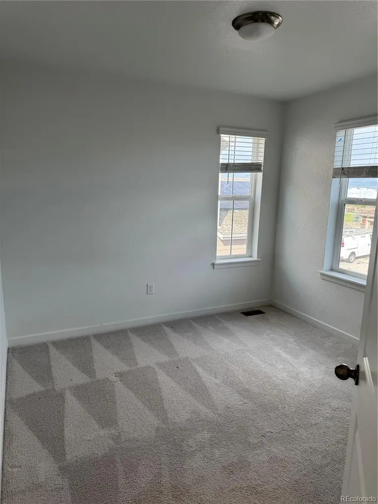 17674 Olive Street Broomfield CO 80023
