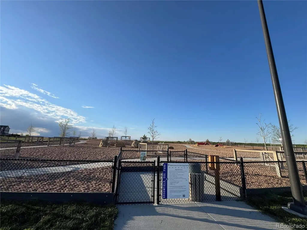 17674 Olive Street Broomfield CO 80023