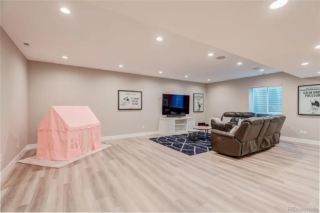 8035 S Kewaunee Street Aurora CO 80016