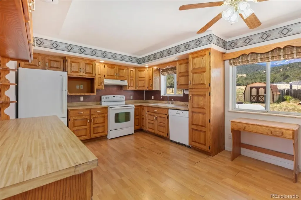 479 Meadow Drive Coaldale CO 81222
