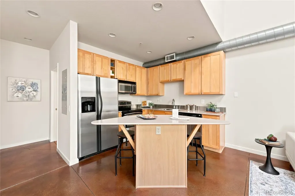 3033 Blake Street Denver CO 80205