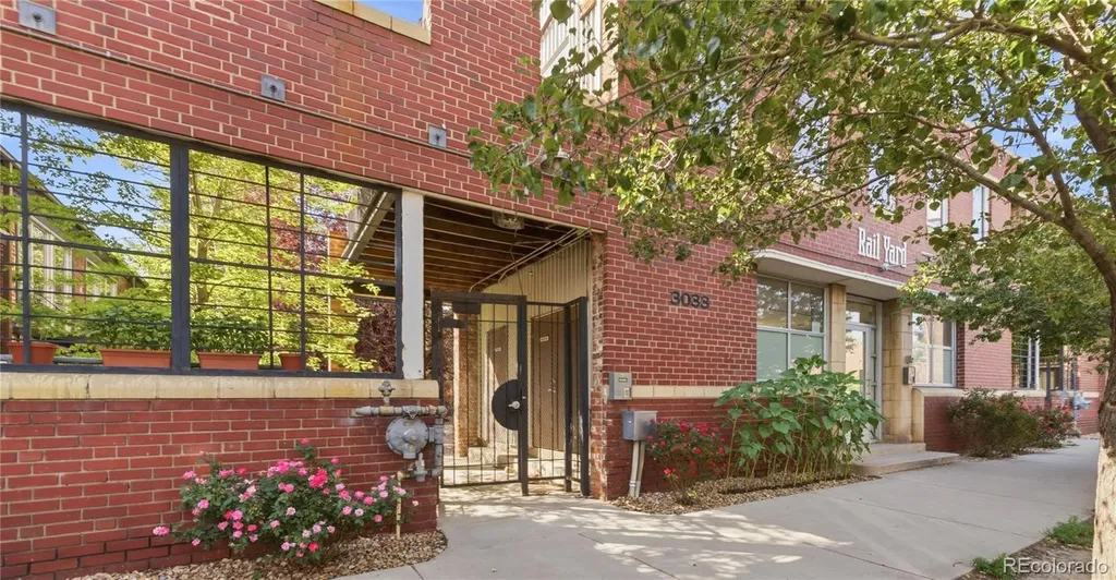 3033 Blake Street Denver CO 80205