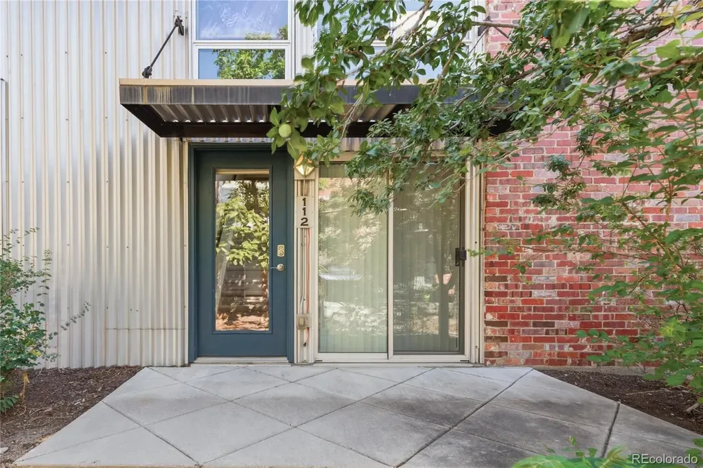 3033 Blake Street Denver CO 80205