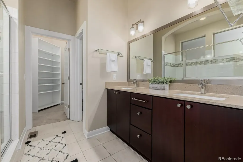 6737 Alan Drive Denver CO 80221