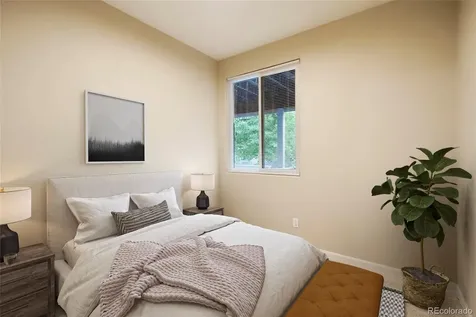1039 S Walden Way Aurora CO 80017