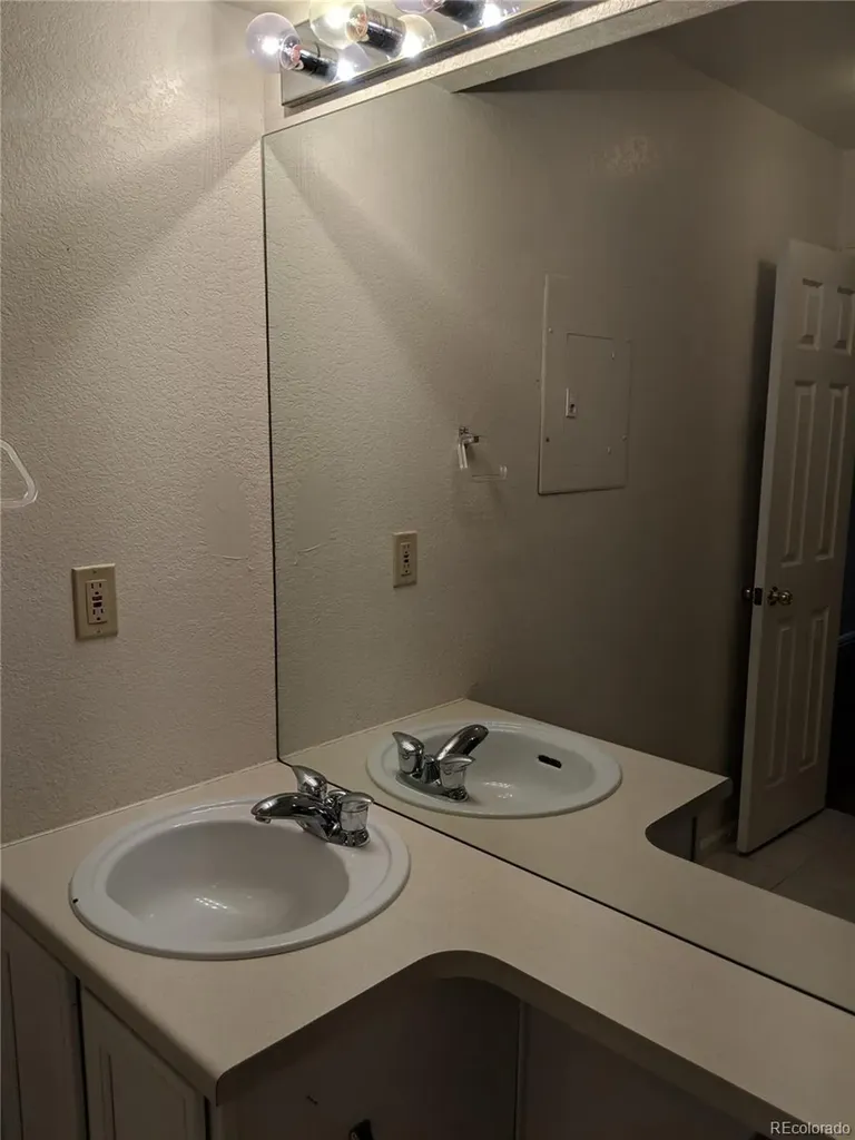9160 E Arbor Circle E Englewood CO 80111