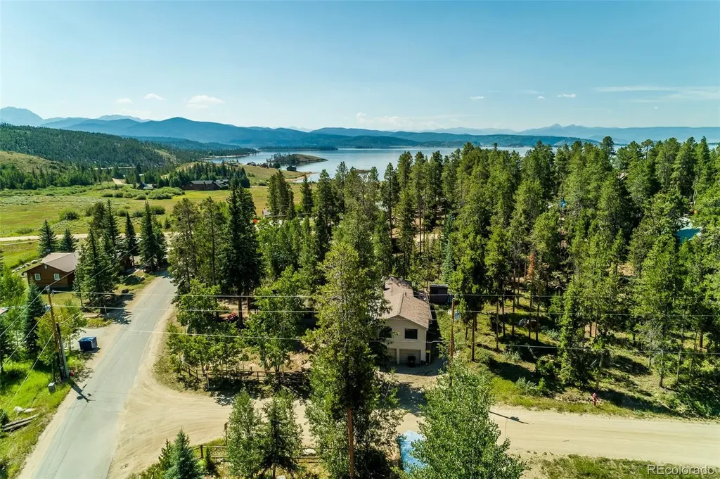 1369 GCR 64 Grand Lake CO 80447