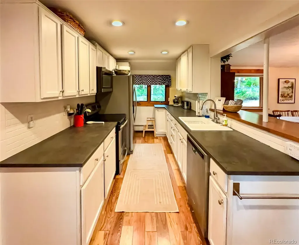 1369 GCR 64 Grand Lake CO 80447