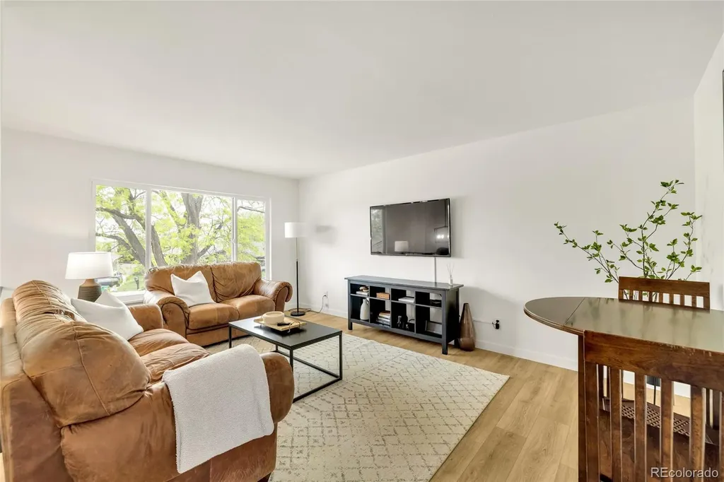1535 S Zang Court Lakewood CO 80228