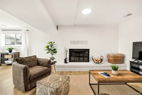 1535 S Zang Court Lakewood CO 80228