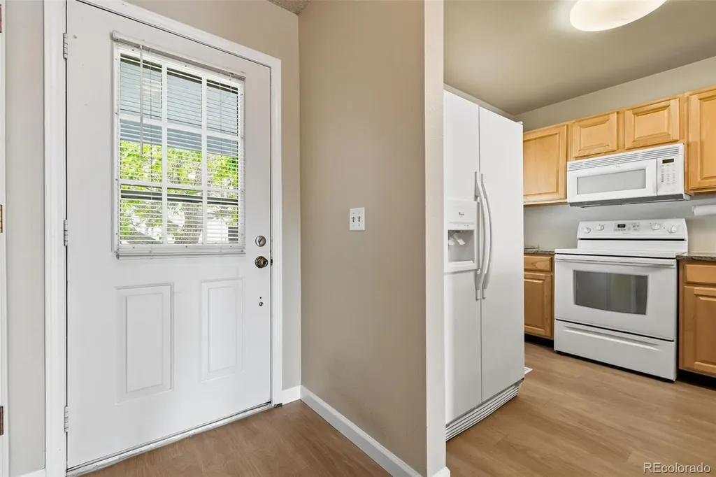 9933 Fairwood Street Littleton CO 80125