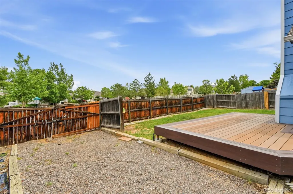 9933 Fairwood Street Littleton CO 80125