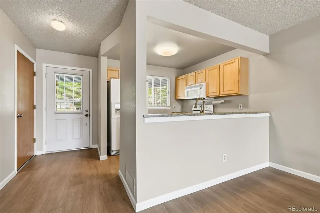 9933 Fairwood Street Littleton CO 80125