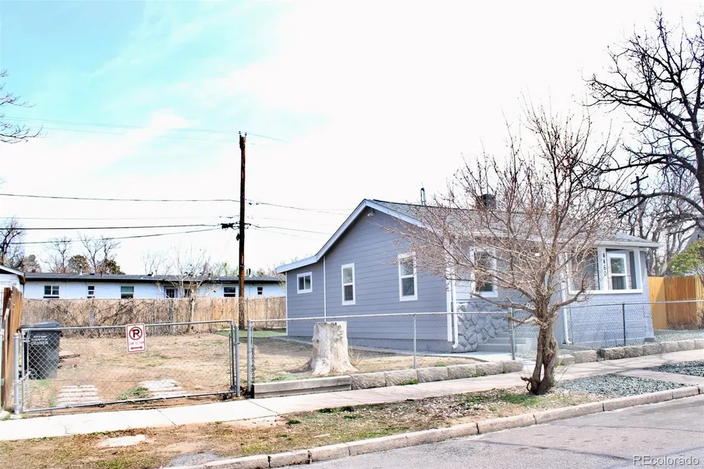 4460 Columbine Street Denver CO 80216