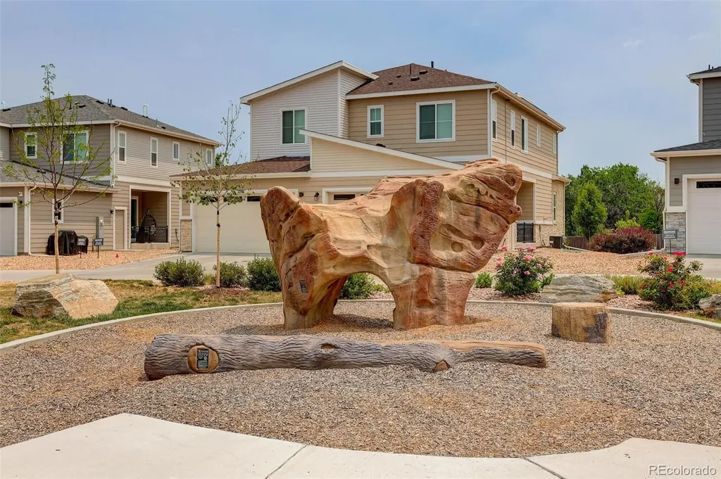 1657 S Andes Way Aurora CO 80017