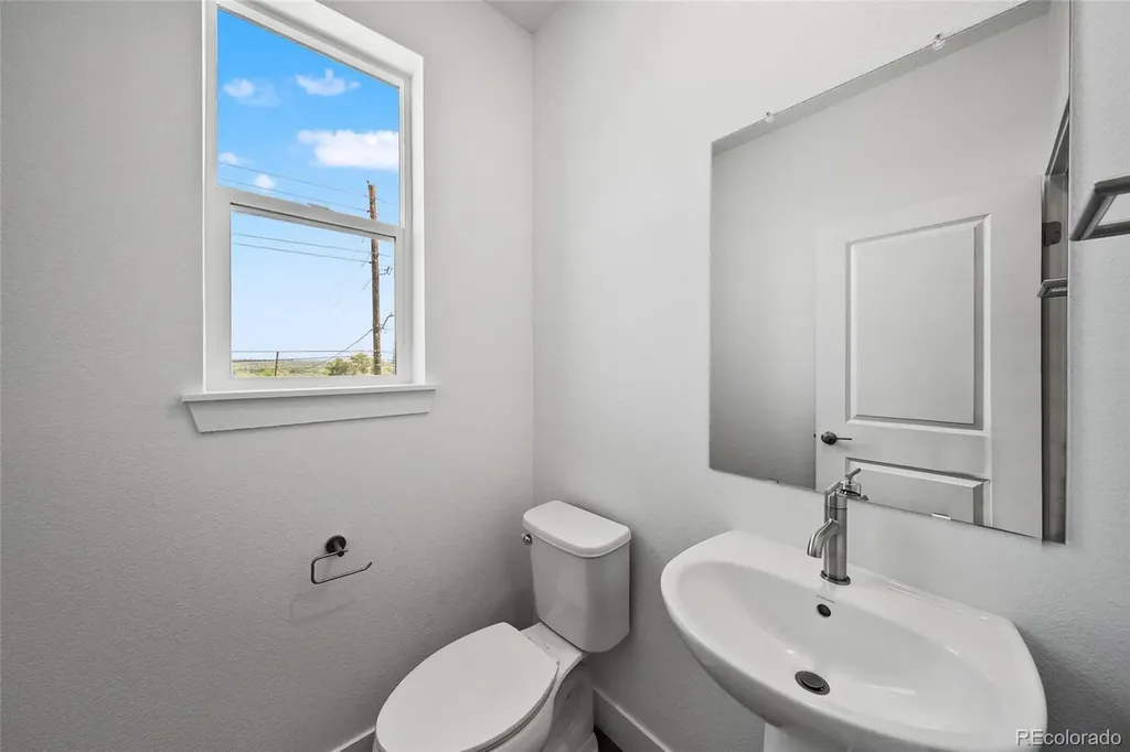 2896 W 56th Avenue Denver CO 80221