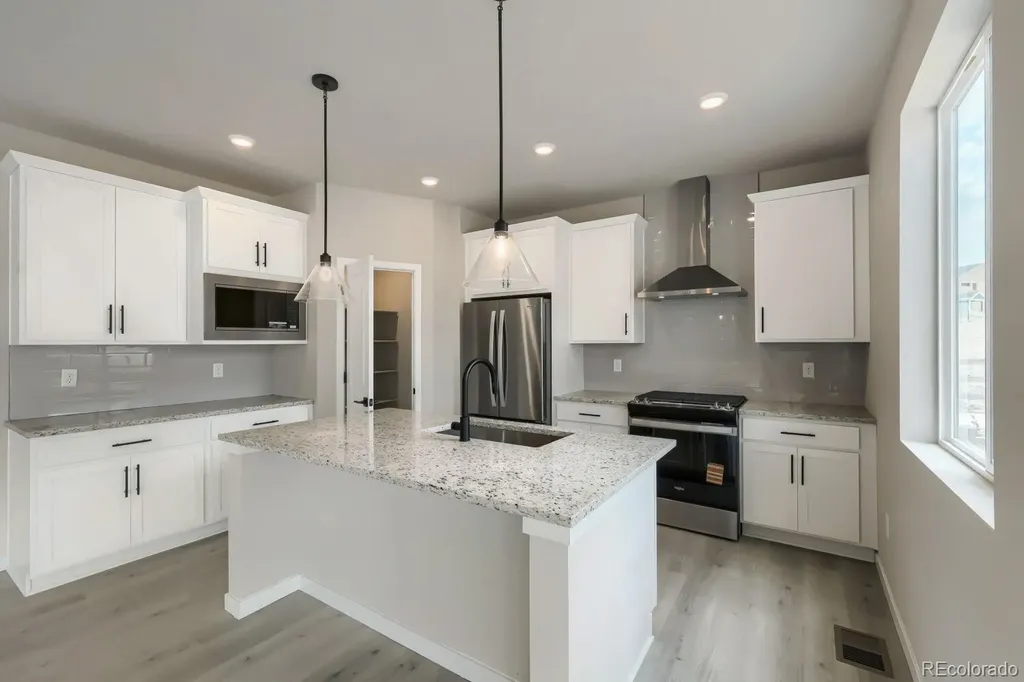 13401 Finnhorse Street Parker CO 80134