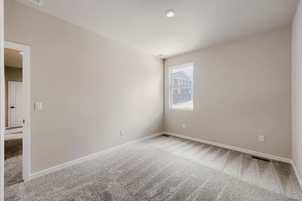 13401 Finnhorse Street Parker CO 80134