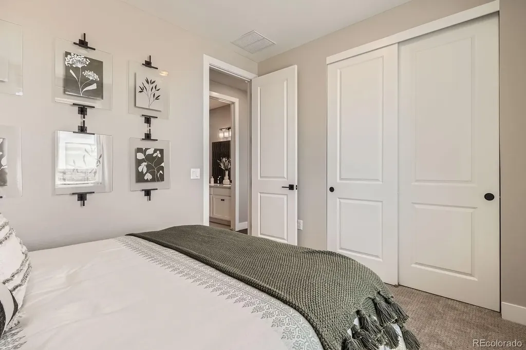 13401 Finnhorse Street Parker CO 80134
