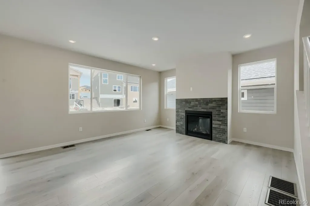 13401 Finnhorse Street Parker CO 80134