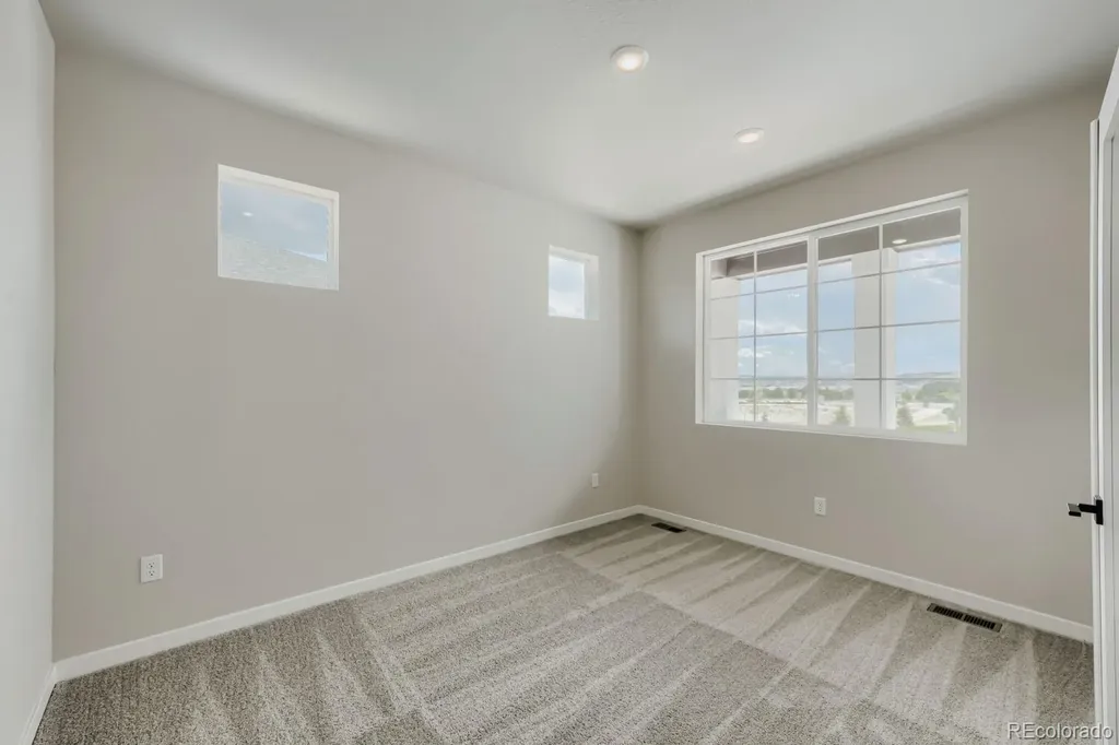 13401 Finnhorse Street Parker CO 80134